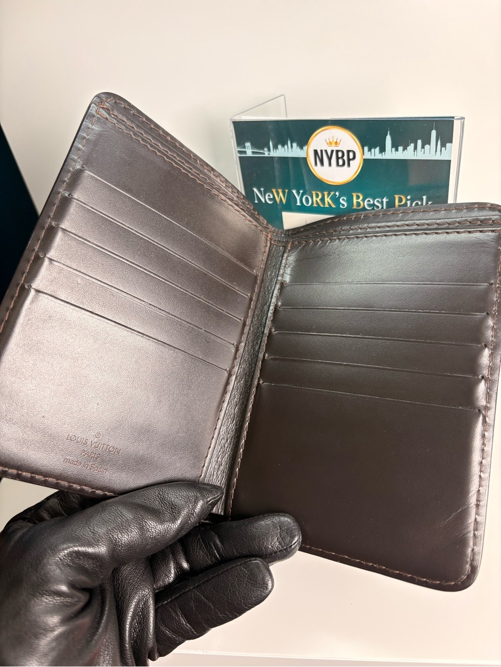 Pre❤️Louis Vuitton Utah Leather Bifold Passport/Wallet - Brown - Picture 4 of 15